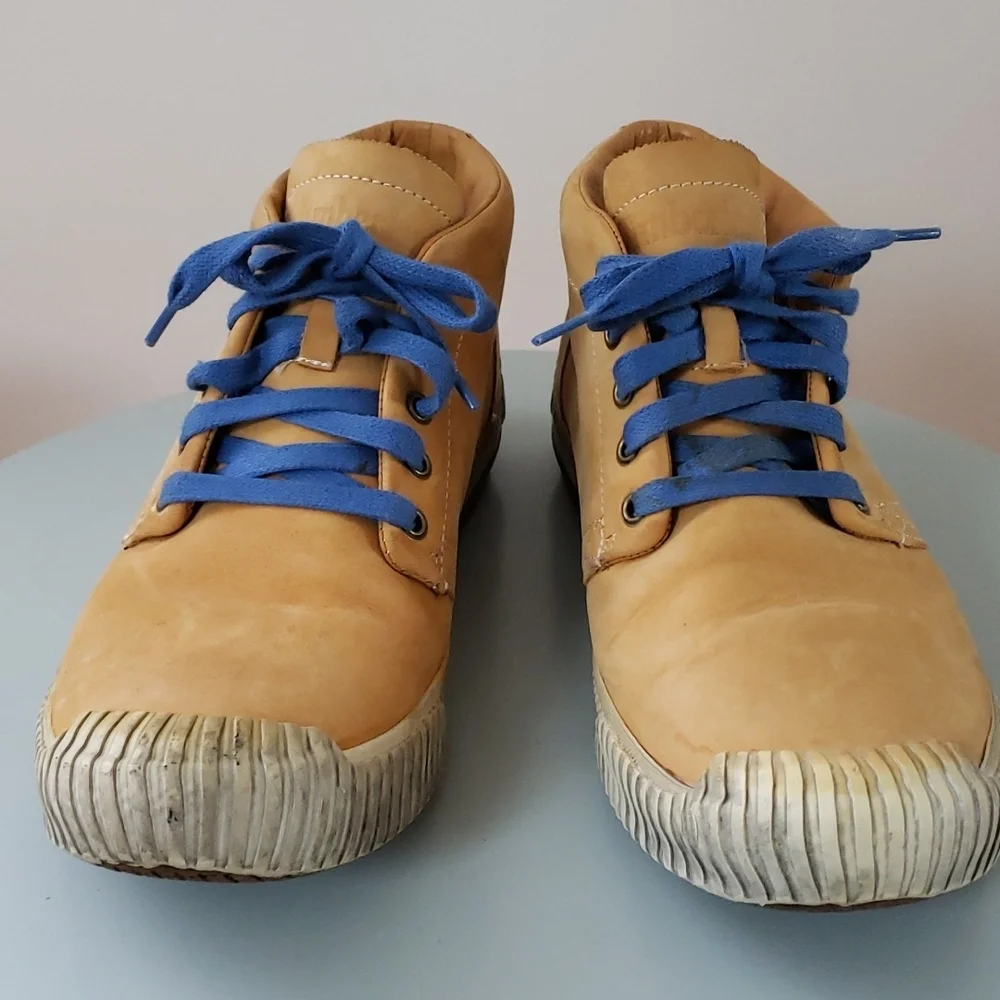Timberland Mens TBL 73 Beige Suede Boots, Size 10.5M
